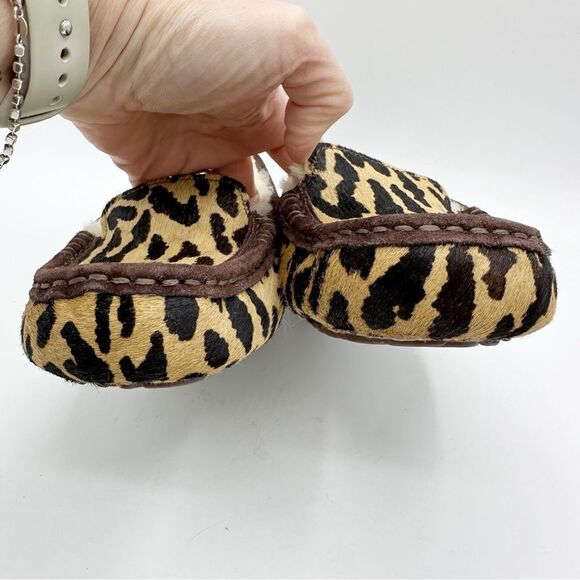 UGG Ansley exotic calf skin cheetah sheepskin lined slipper moccasin Sz 6‎ - Picture 16 of 16